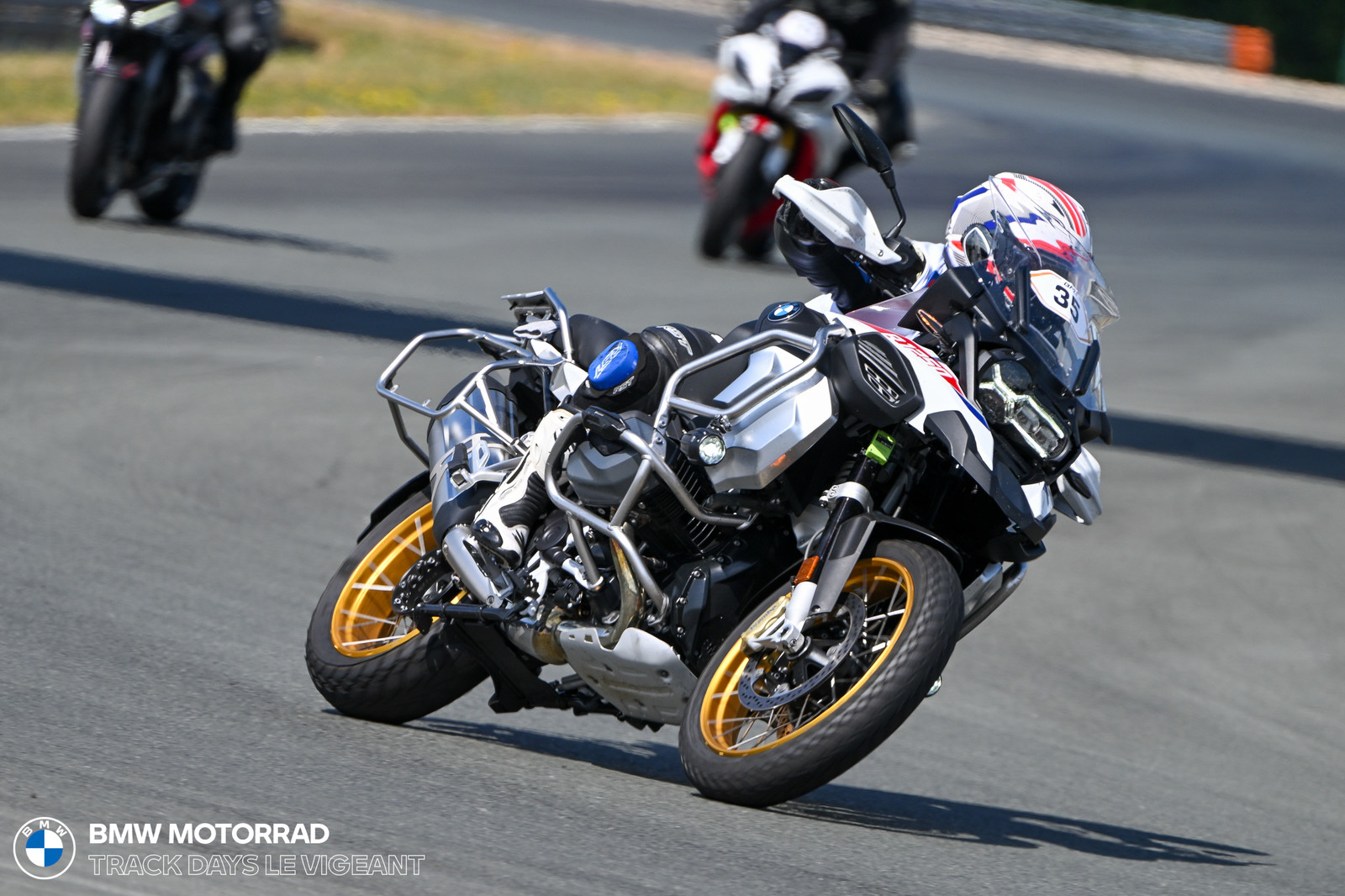BMW Motorrad Track Days