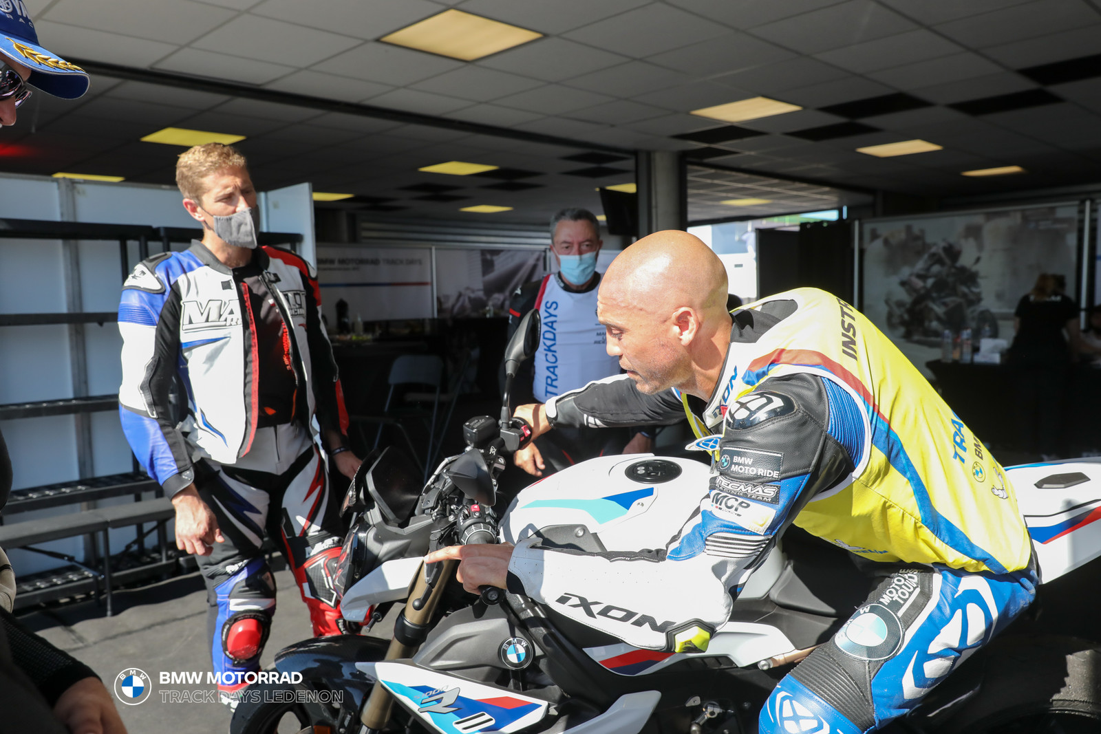 BMW Motorrad Track Days