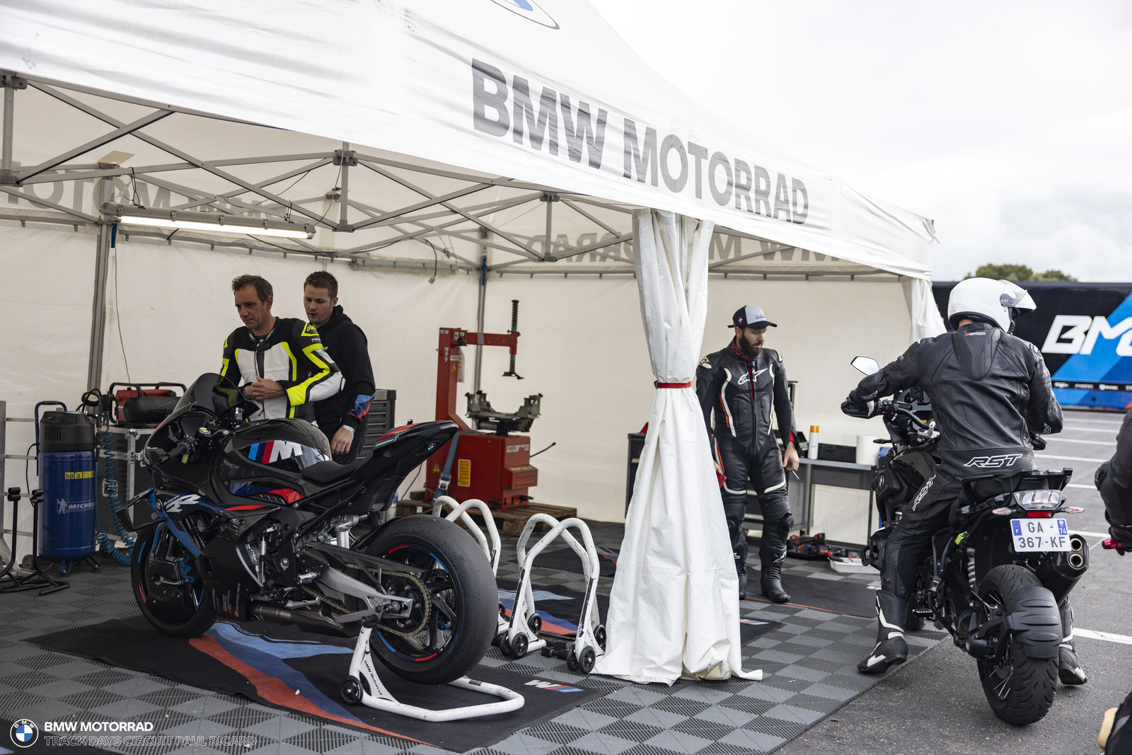 BMW Motorrad Track Days