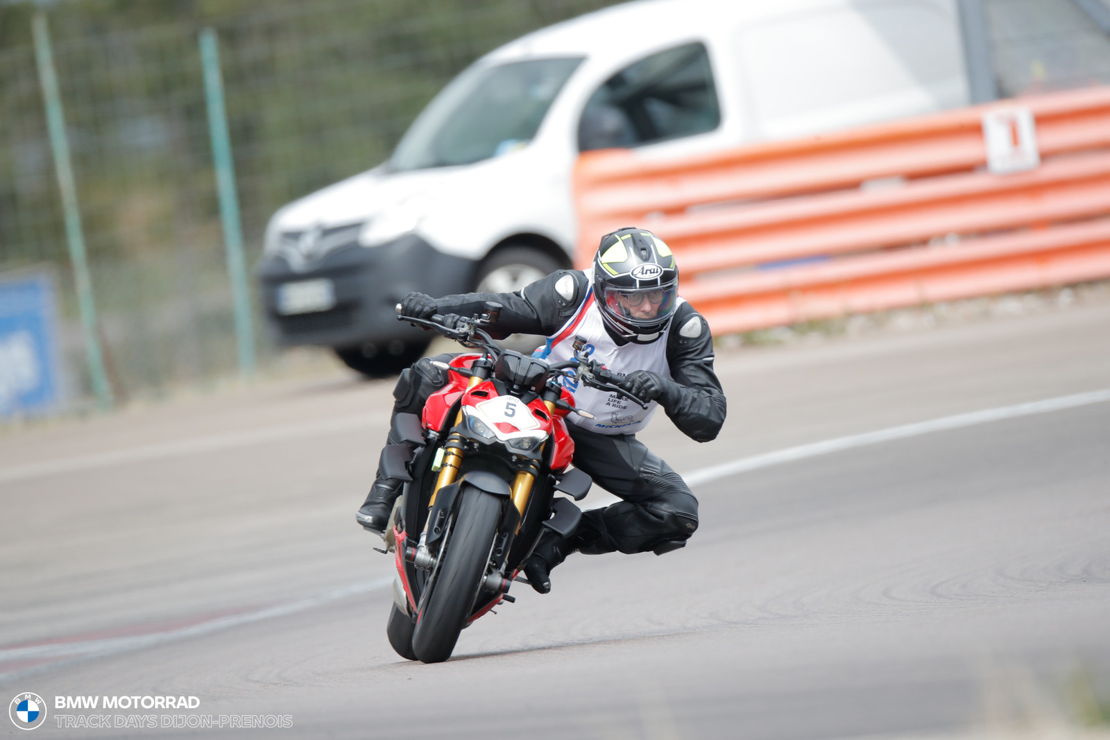 BMW Motorrad Track Days