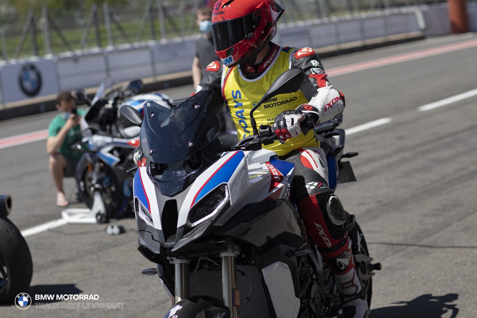 BMW Motorrad Track Days