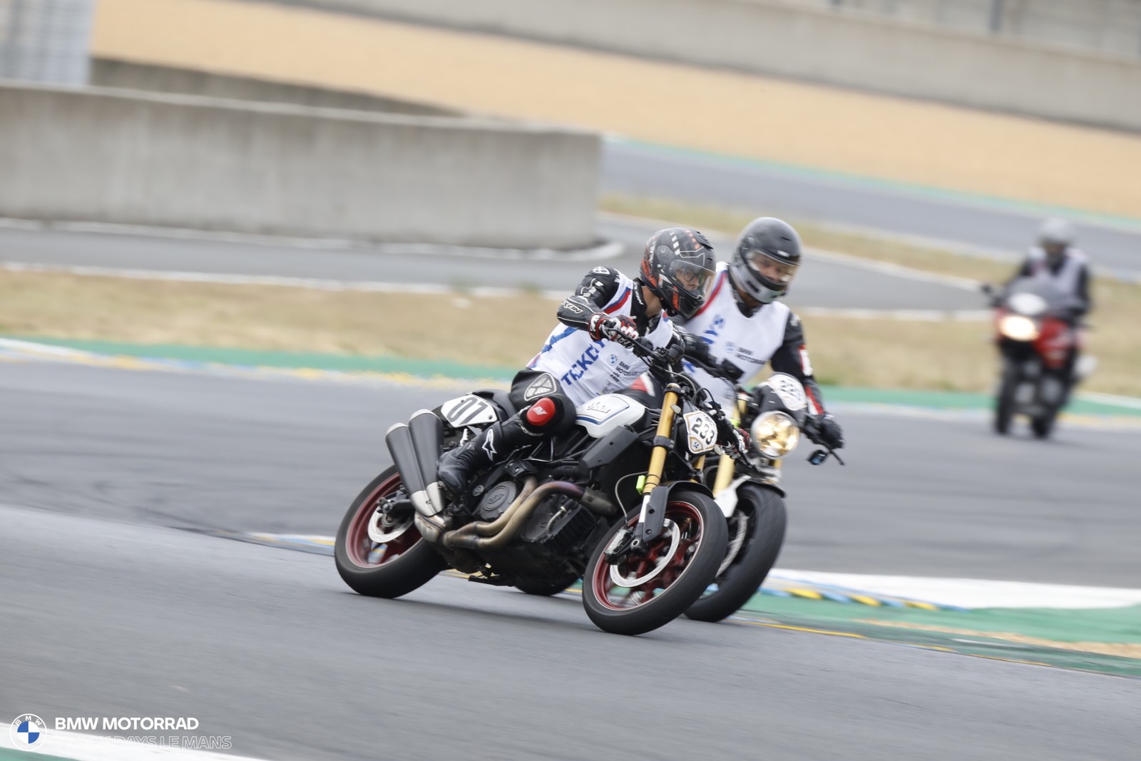 BMW Motorrad Track Days