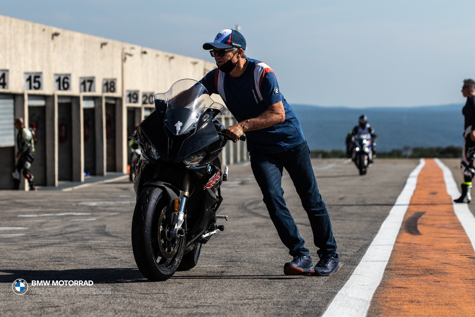 BMW Motorrad Track Days
