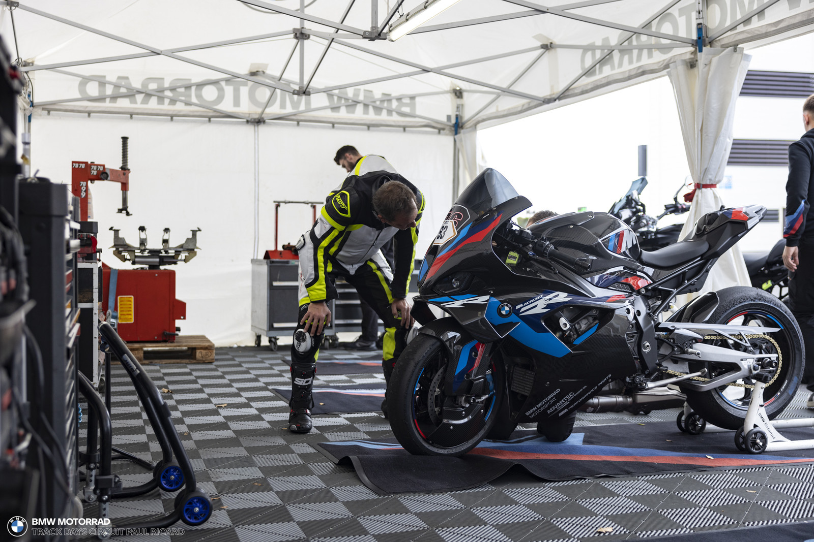 BMW Motorrad Track Days