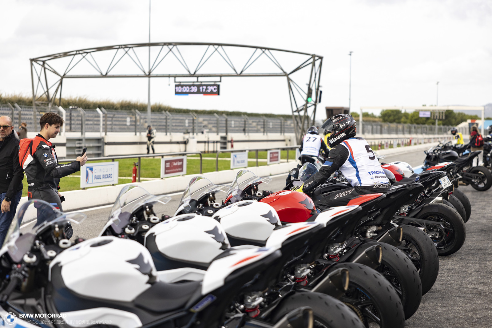 BMW Motorrad Track Days