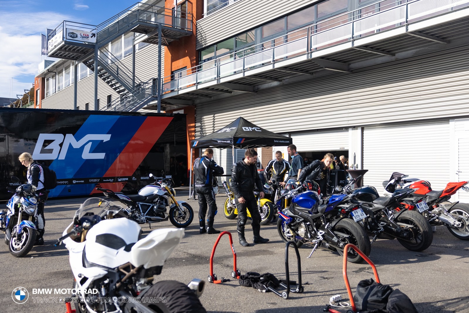 BMW Motorrad Track Days