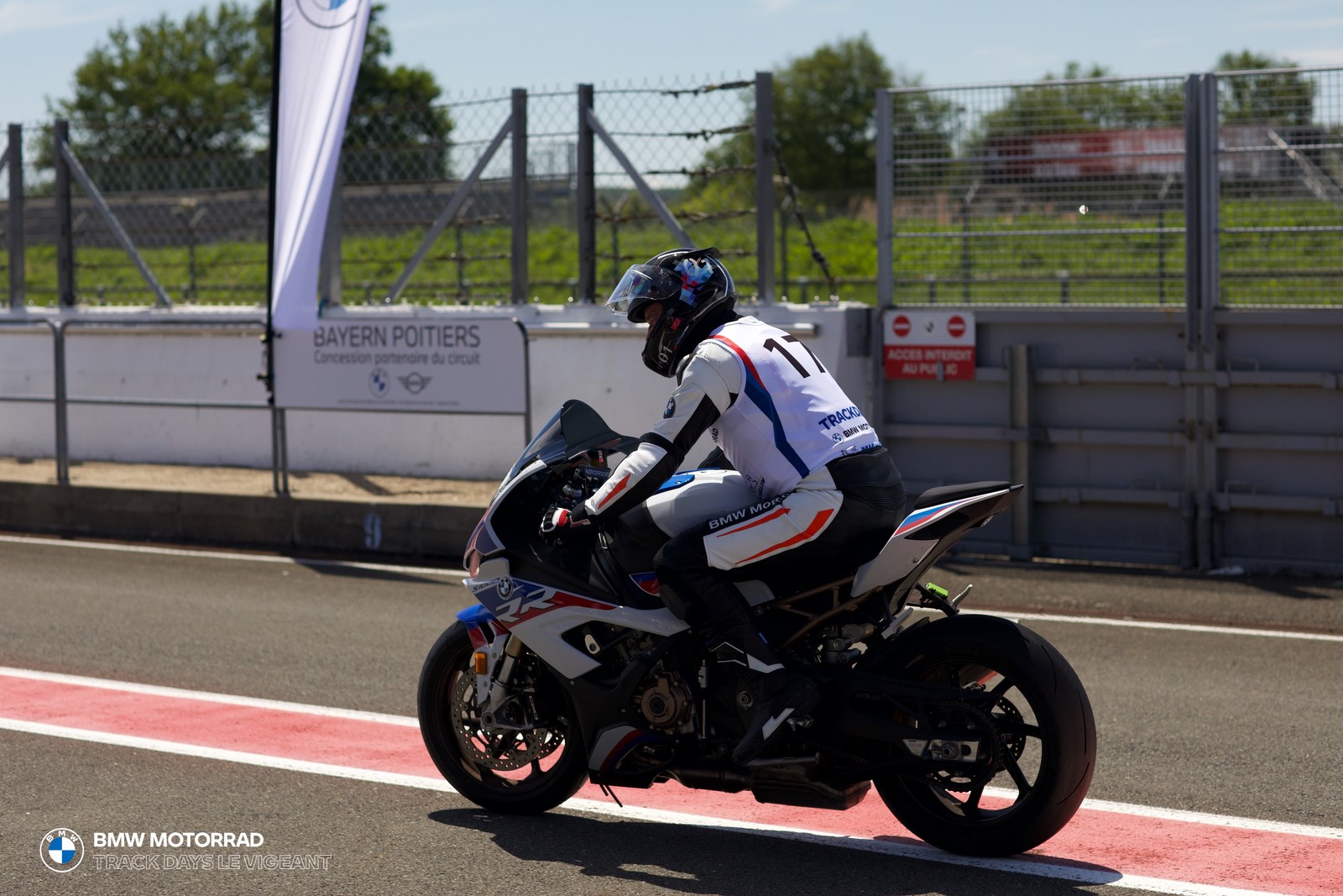 BMW Motorrad Track Days